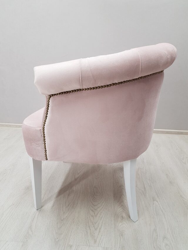 розовое кресло для салона красоты
