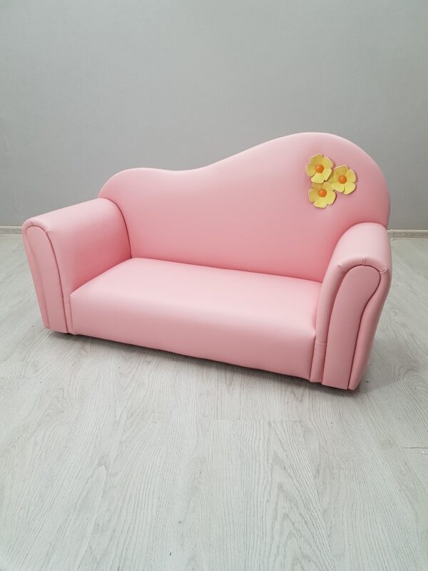 розовый диван для детей
